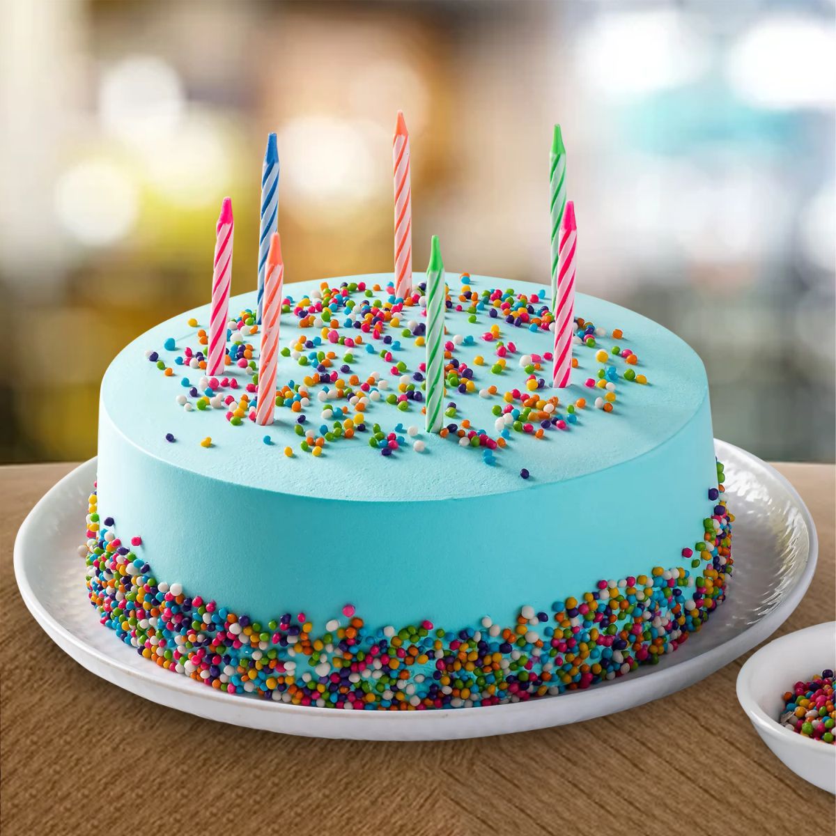Heavenly Vanilla Cream Cake - 1/2 KG
