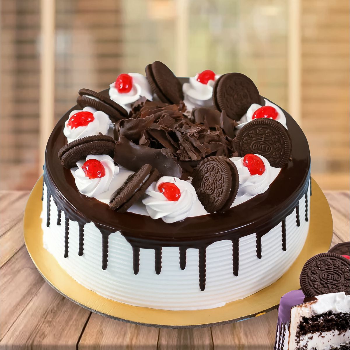 Black Forest Oreo Cake - 1 KG